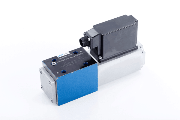 Válvula direcional servo proporcional tipo 4WRPEH10...L2X